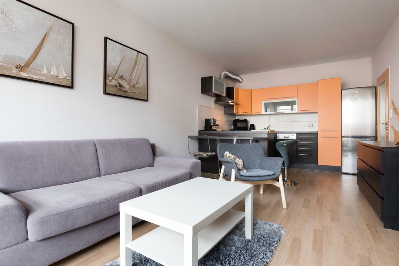 The Sunny Prague Appartment&Garage ภายนอก รูปภาพ